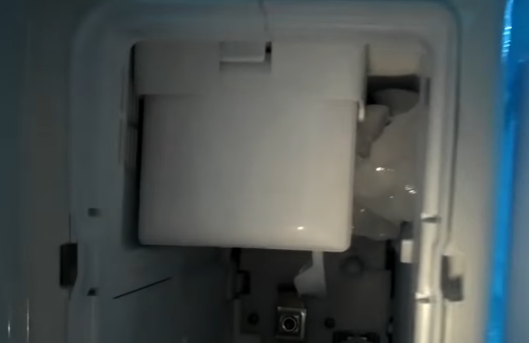 Why Your Ice Maker Is Making Grinding Noises? How To Fix It