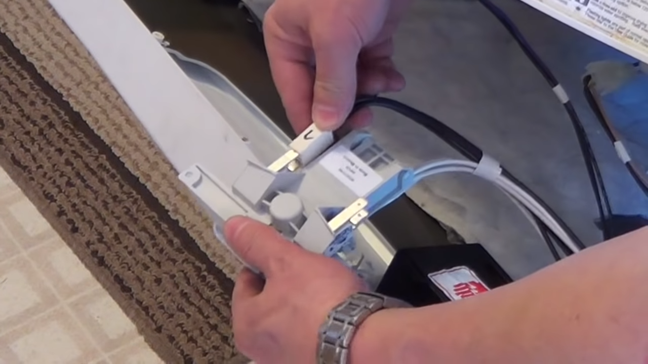 Dishwasher Door Latch Stuck Open or Closed 4 tips How To Fix It