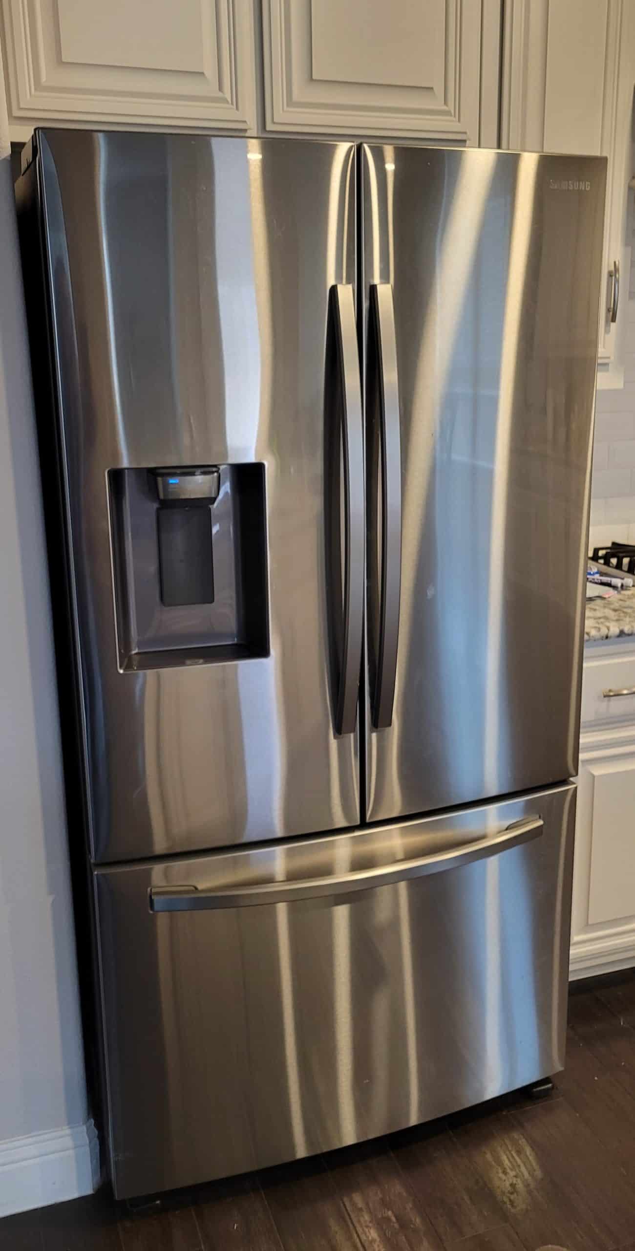 [Solved] Refrigerator keeps running and doesn't turn off? 3 easy checks